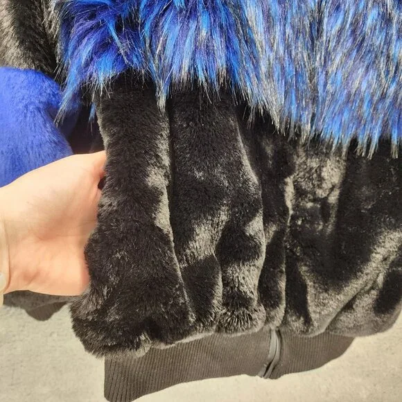 Shaci Blue Women's Size Medium Blue Black Faux Fur Monster‎ Bomber Jacket - Picture 7 of 15